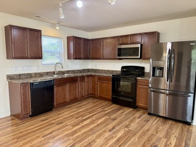 168 Columbia Dr #1 - Photo 2 of 13