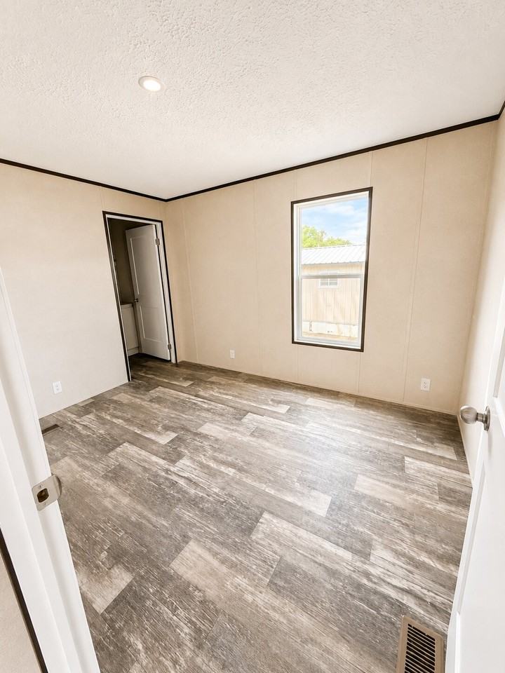 Fowler Cir #161 - Photo 5 of 13