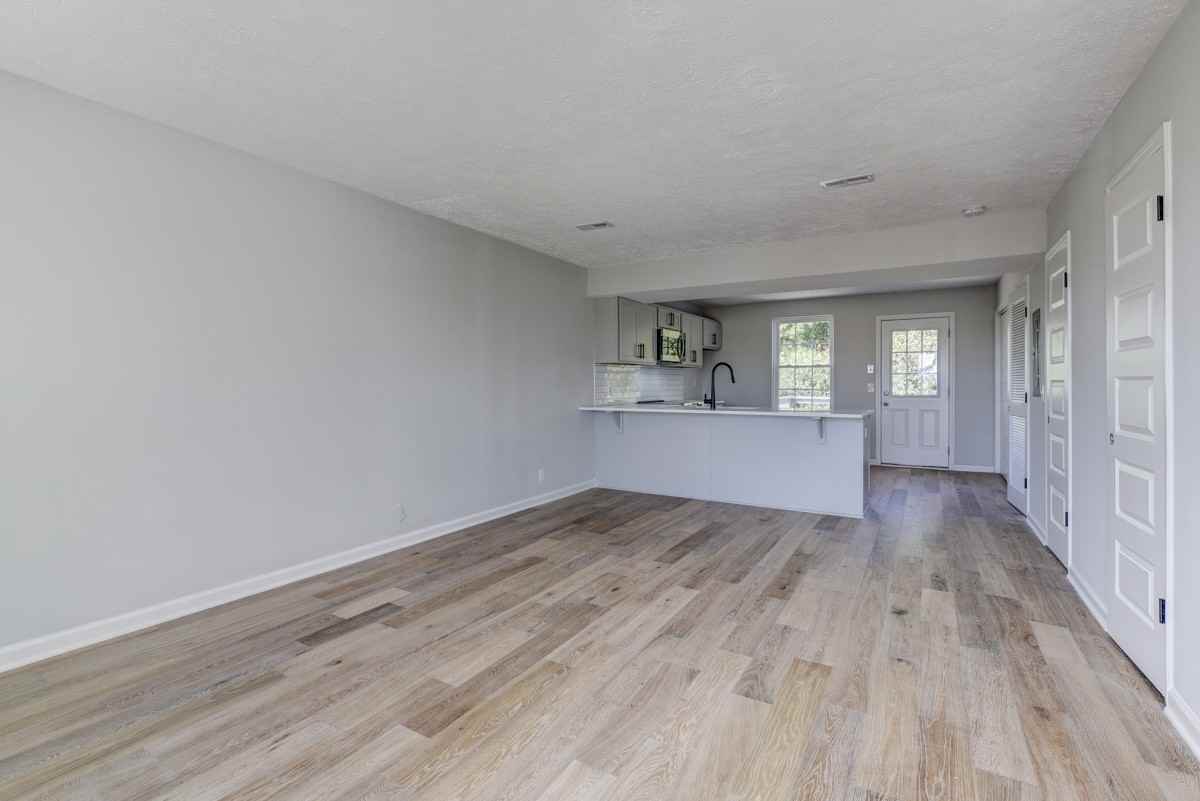 606 Newhall Dr #1 - Photo 2 of 20