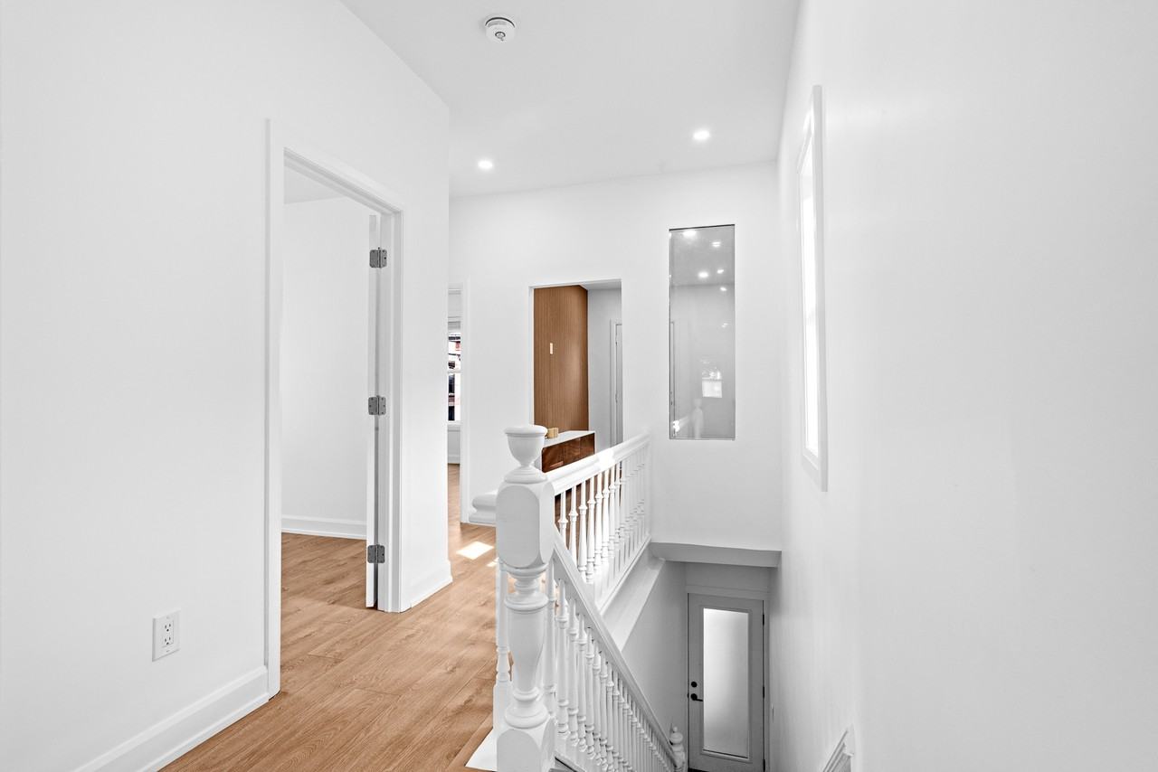 52 Lees Avenue #2 - Photo 4 of 27