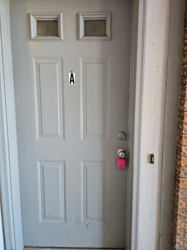 115 Holly Dr Apt A #1 - Photo 2 of 16