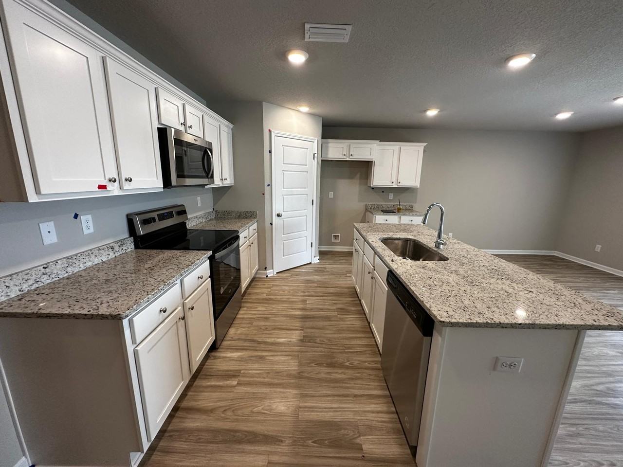 2551 Arbordale Loop #1 - Photo 5 of 19
