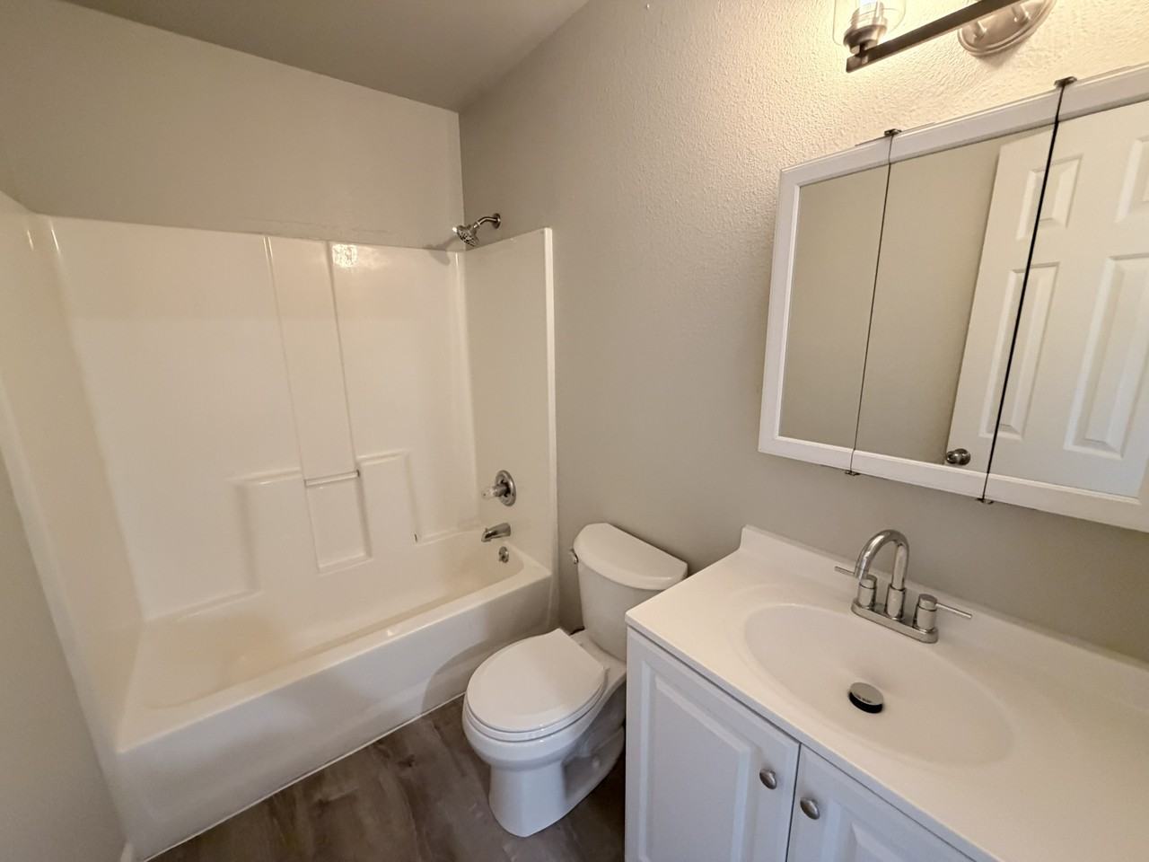 Downey Ave #3 - Photo 5 of 11