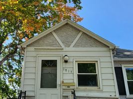 featured image of 1217 4th Ave Se #1