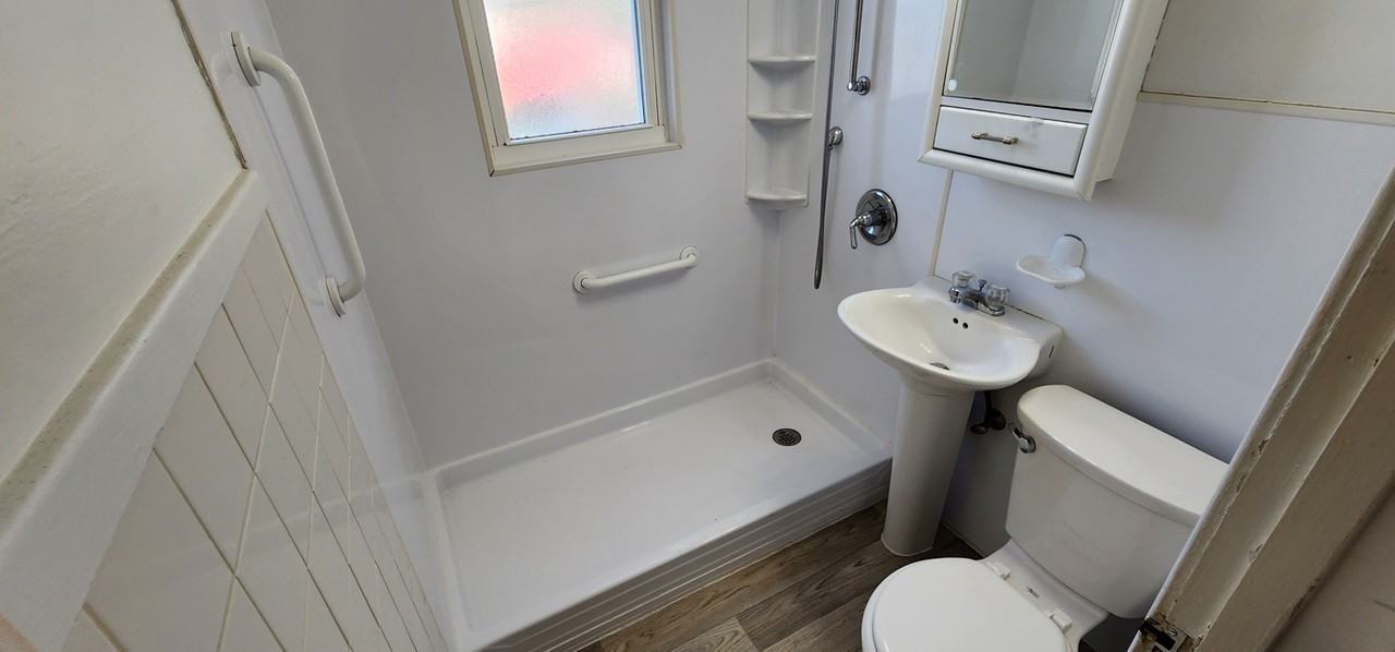 1217 4th Ave Se #1 - Photo 7 of 24
