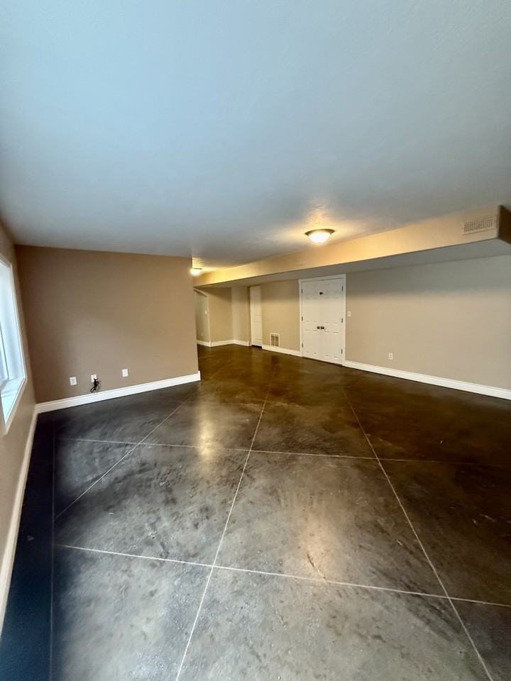 4427 S Lago Grande Dr #1 - Photo 3 of 19