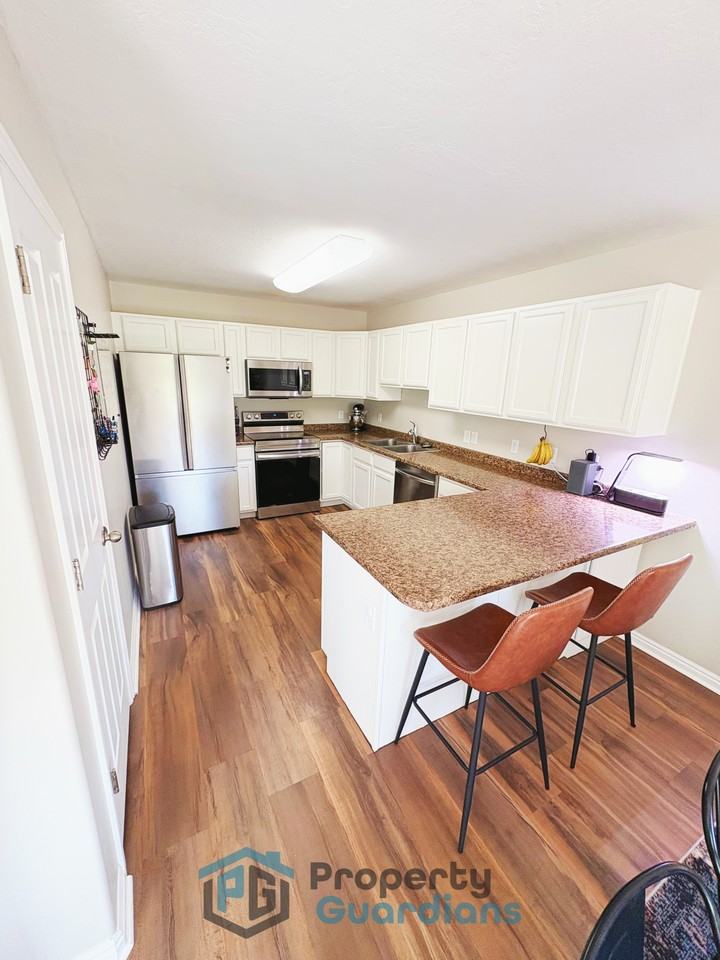 1877 N Bountiful Way #1 - Photo 4 of 16