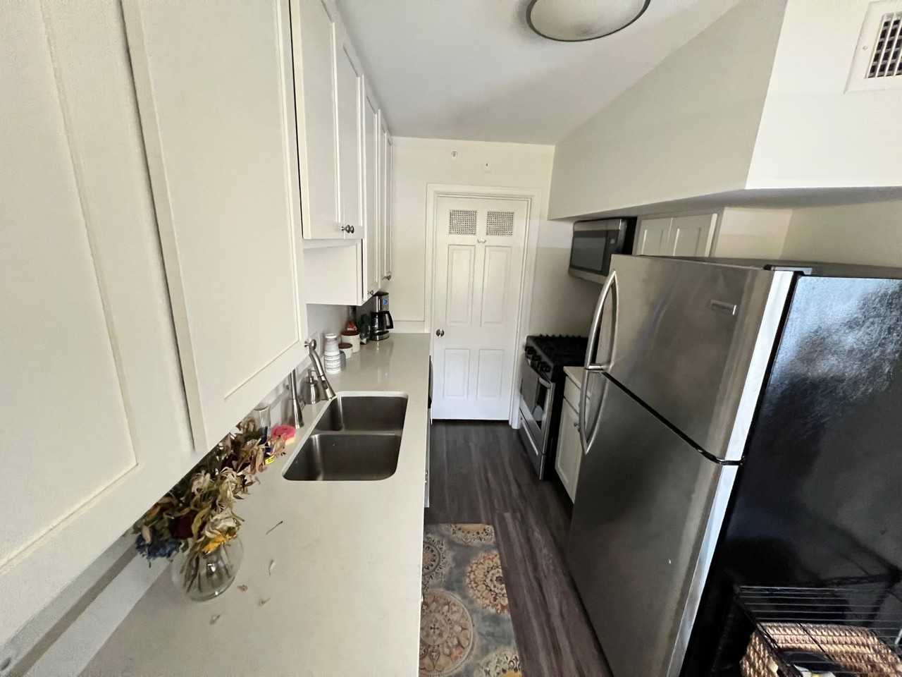 41 E North Ave #41-3R - Photo 4 of 10