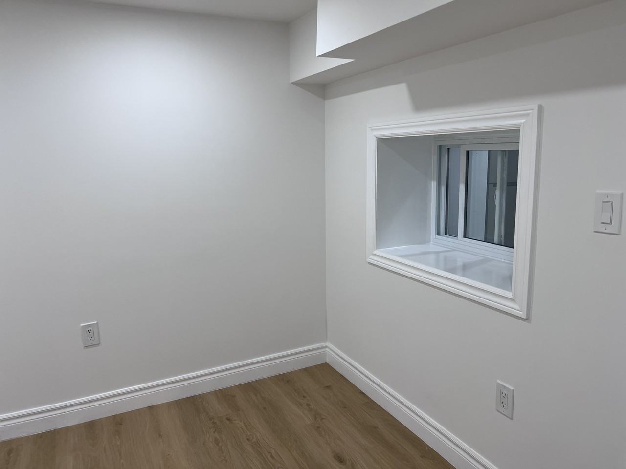 19 Regatta Cres - Photo 3 of 5