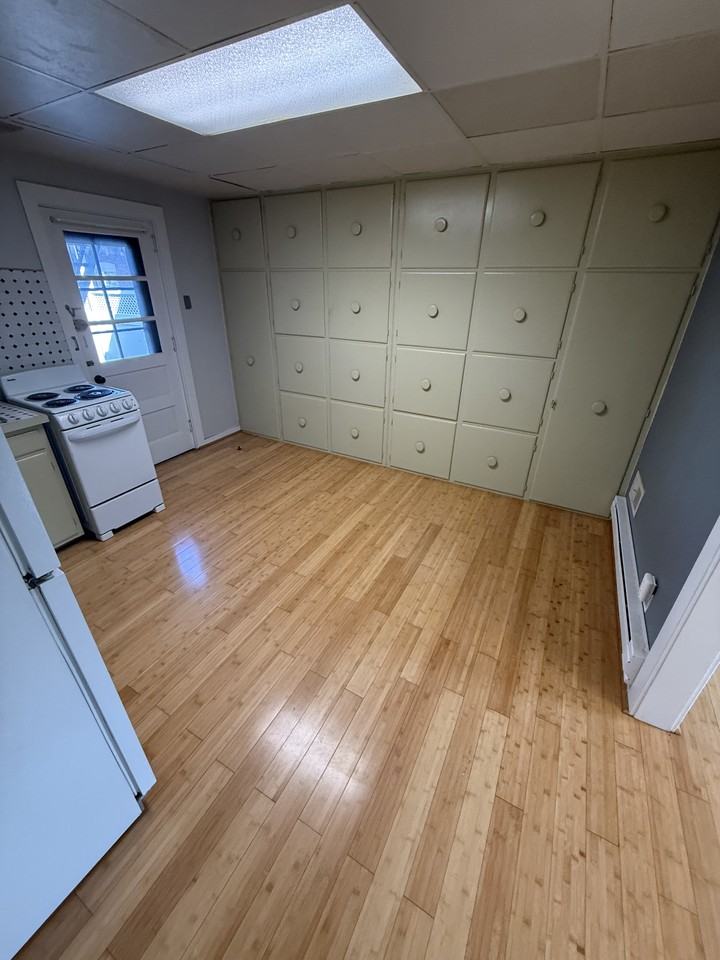 624 N Lime St #2 - Photo 2 of 6
