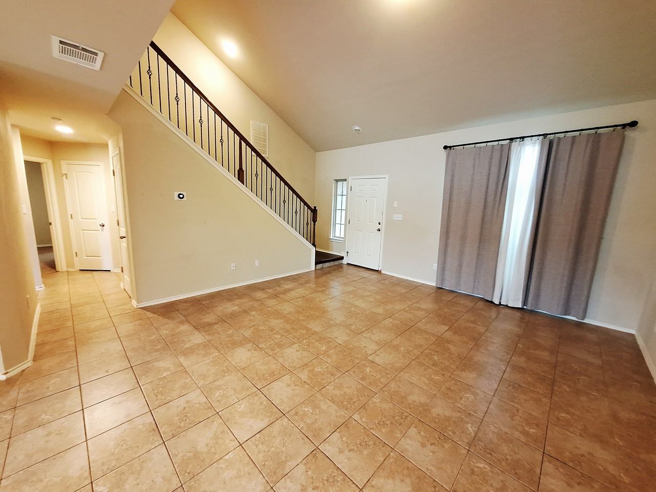 220 Westminster Dr #1 - Photo 2 of 18