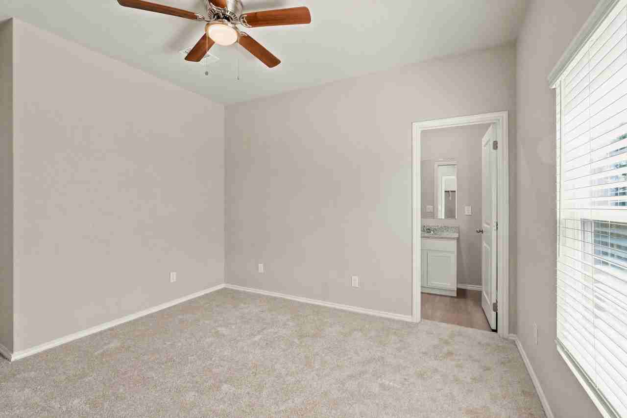 7226 Briar Place - 2Unit 102 #1 - Photo 7 of 9