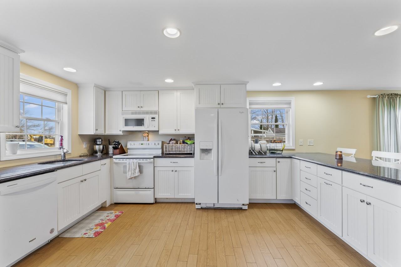 60 Merrifield Ct #1 - Photo 5 of 22