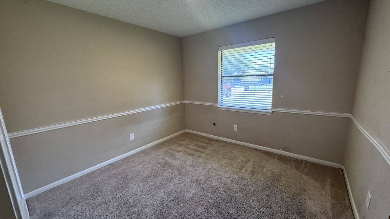 3514 Austin St #1 - Photo 6 of 19