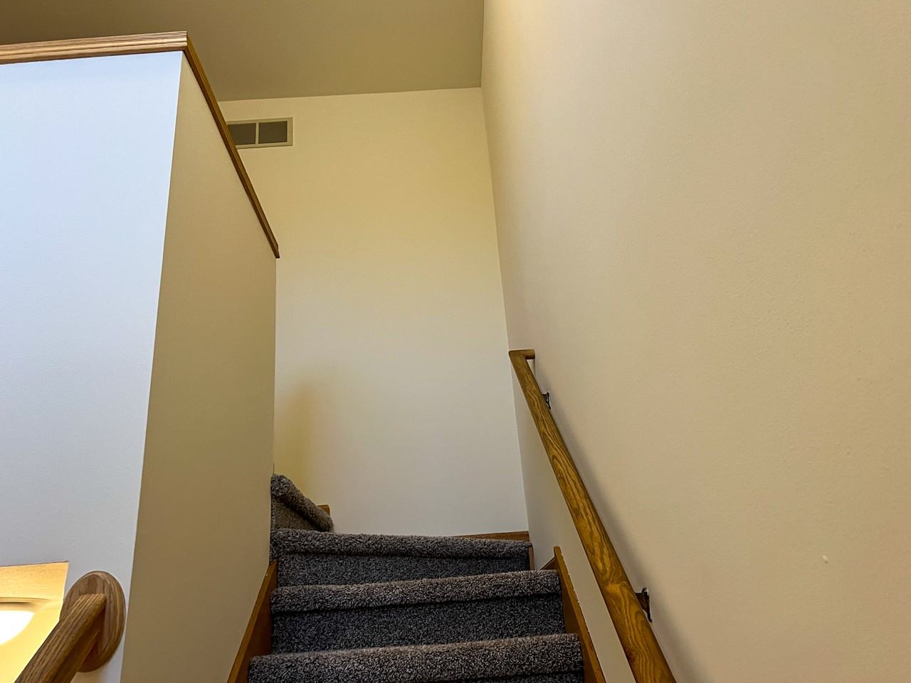 1104 Heritage Ct #1 - Photo 5 of 12