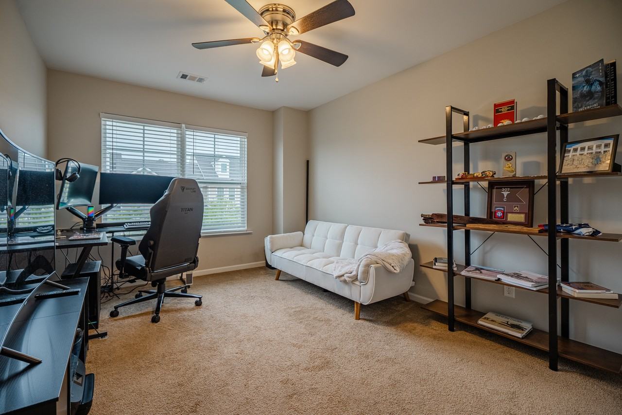 115 Governors Blvd #1 - Photo 7 of 11