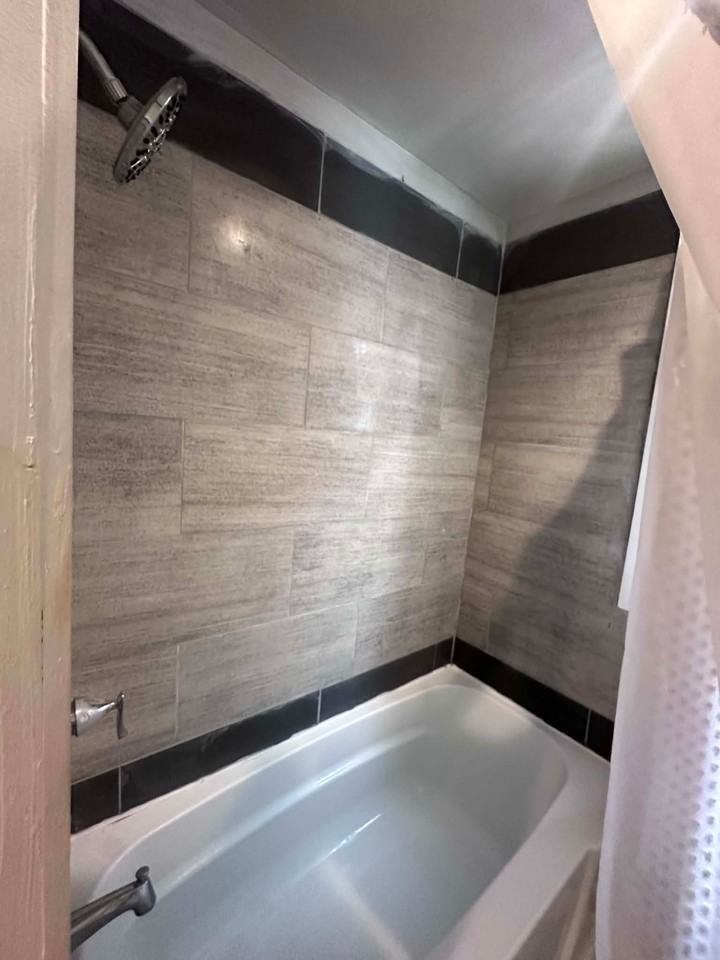 3853 Vine St #2 - Photo 4 of 11
