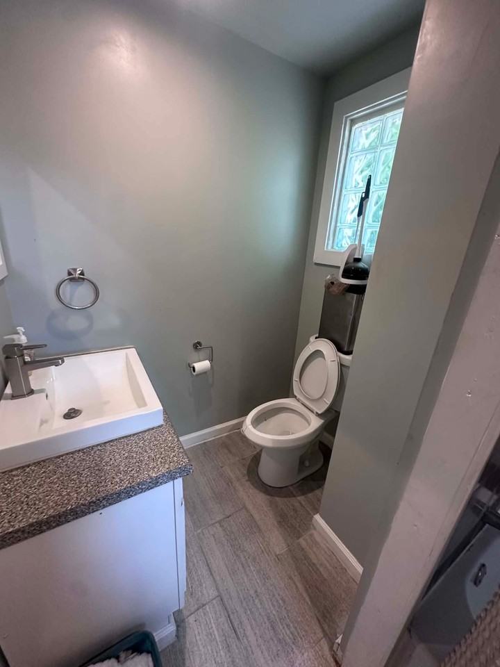 3853 Vine St #2 - Photo 5 of 11