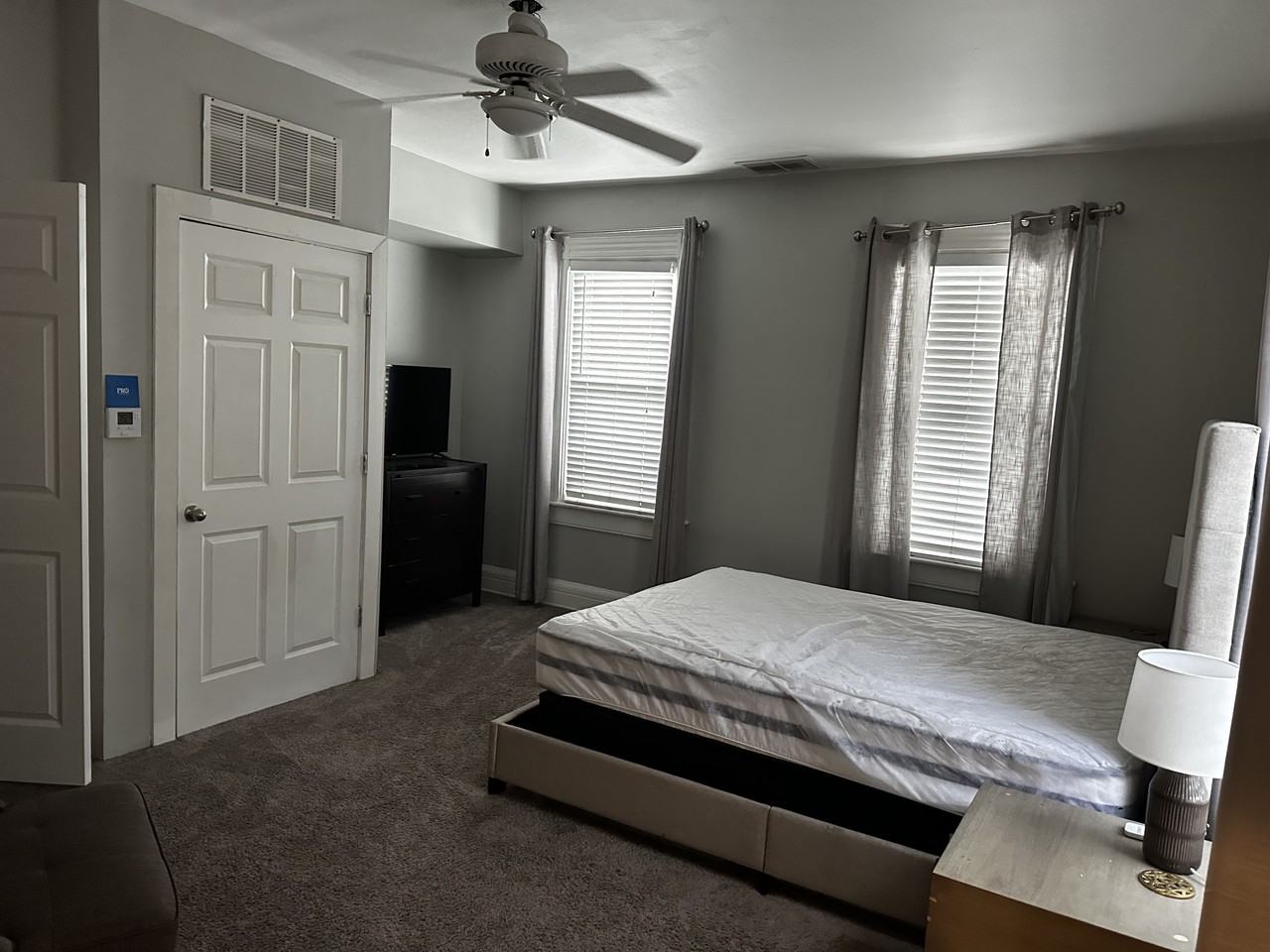 3853 Vine St #2 - Photo 7 of 11