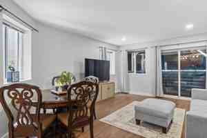 featured image of 4225 Evergreen Avenue