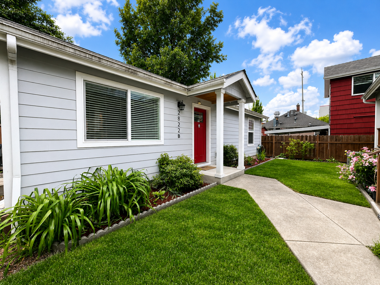 2822 Ne Davis St #B - Photo 2 of 43