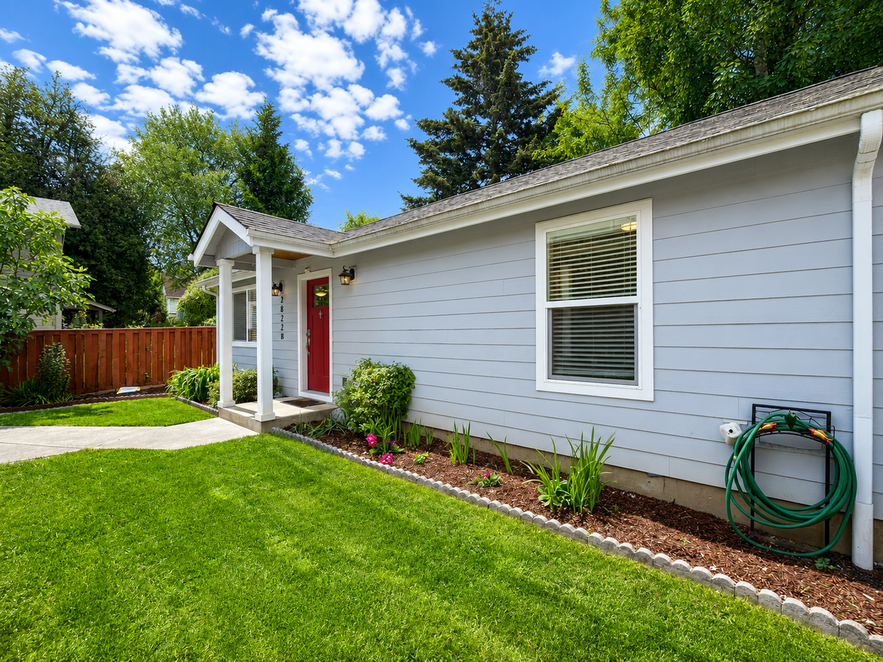 2822 Ne Davis St #B - Photo 3 of 43