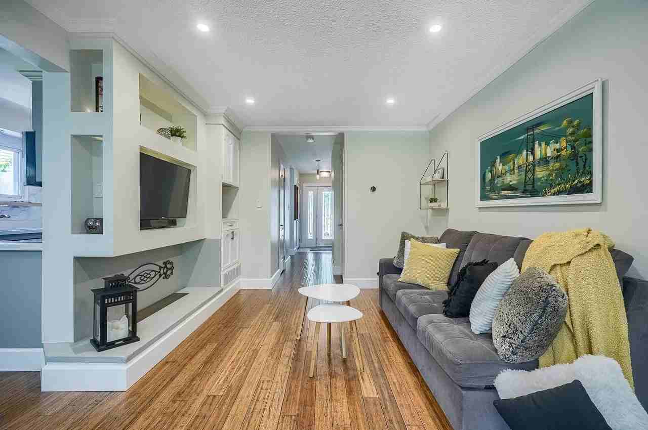 470 Lanark Drive - Photo 5 of 31