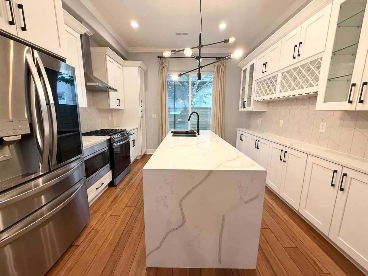 2923 Gerritt St - Photo 7 of 35