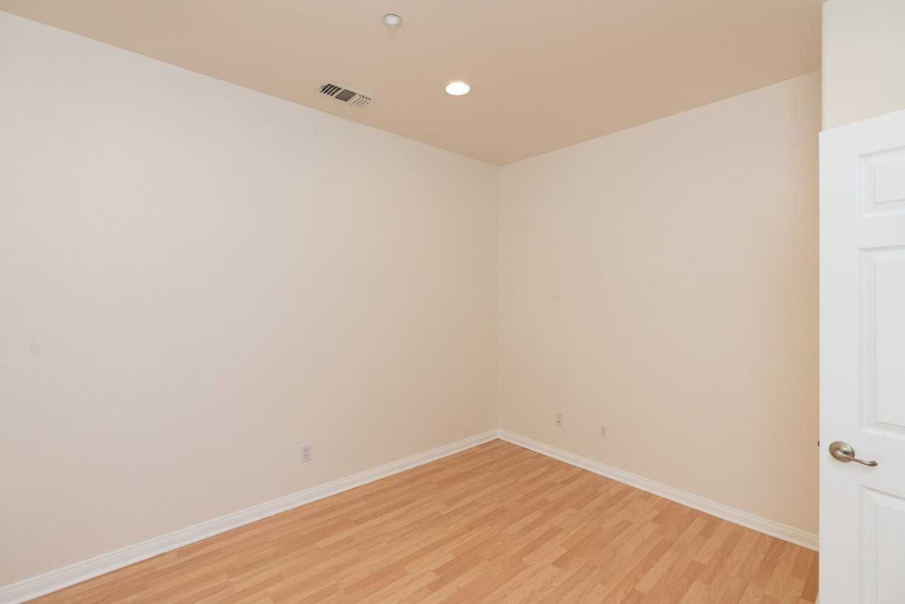 2656 Escala Cir - Photo 2 of 27