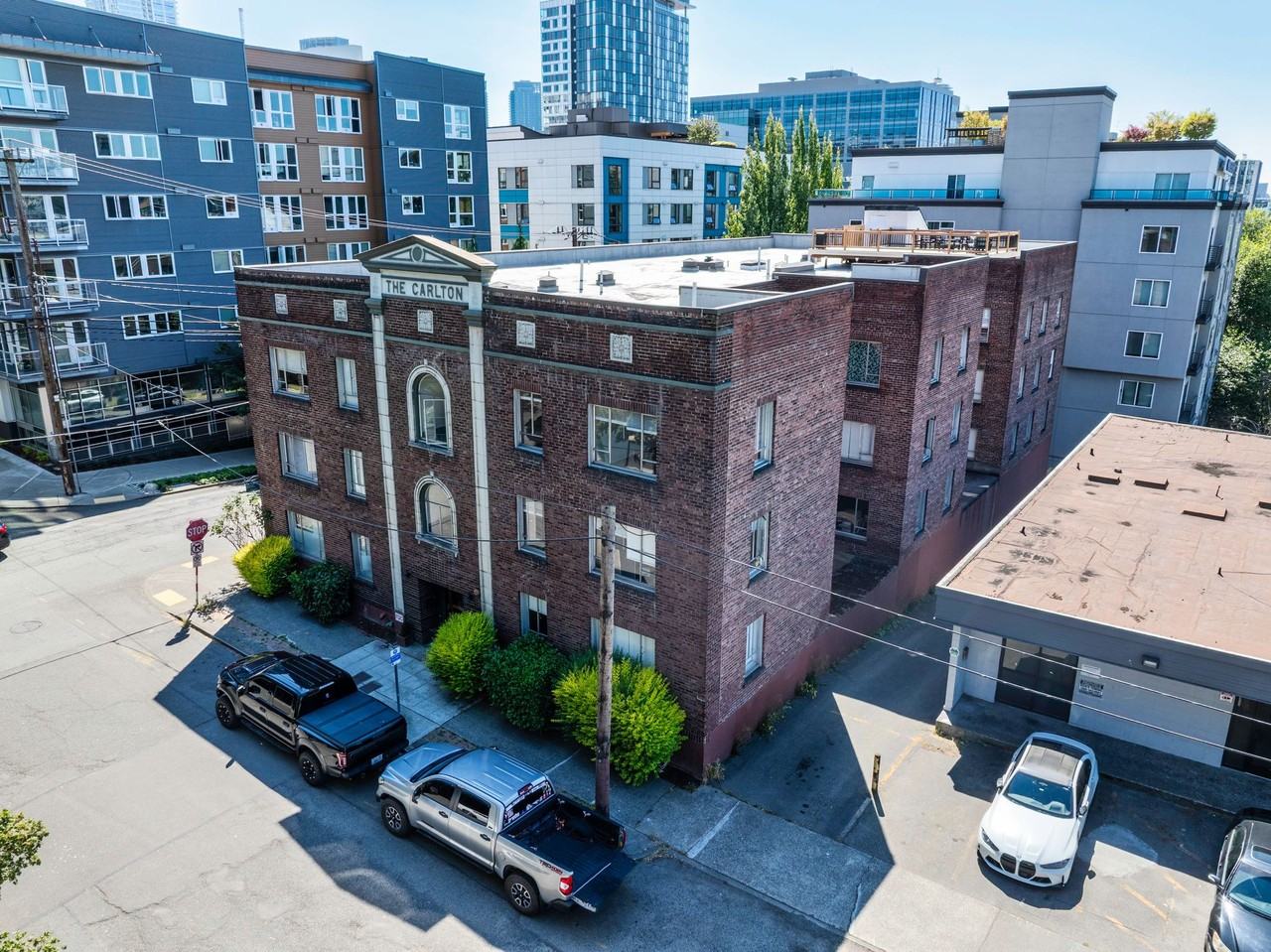 The Carlton Apartments - Photo 5 of 5
