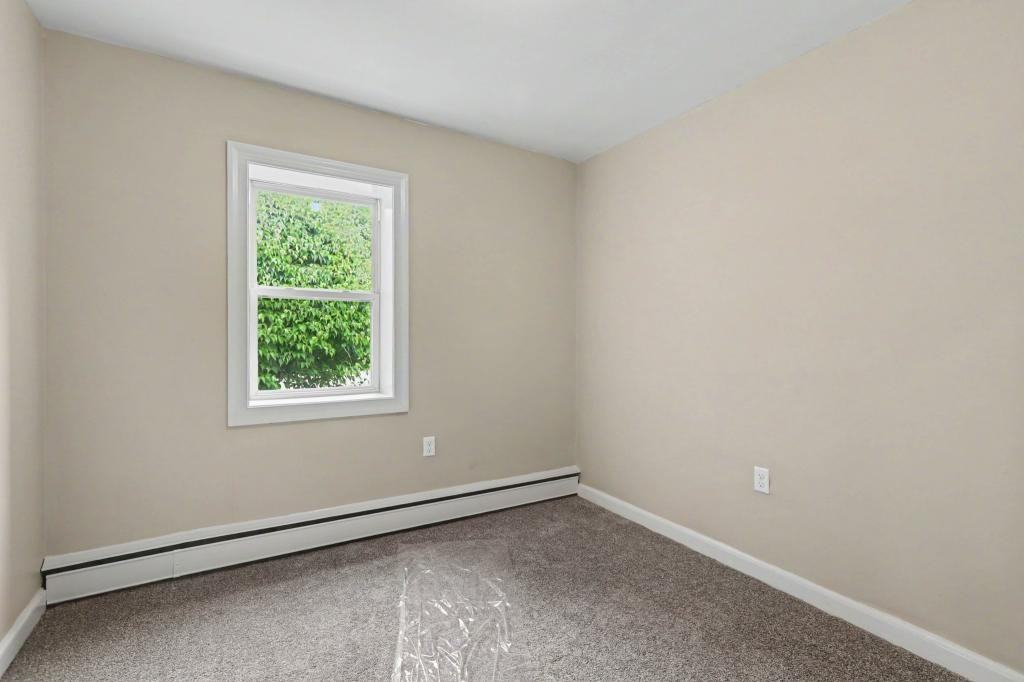 80 2nd St - Photo 5 of 14