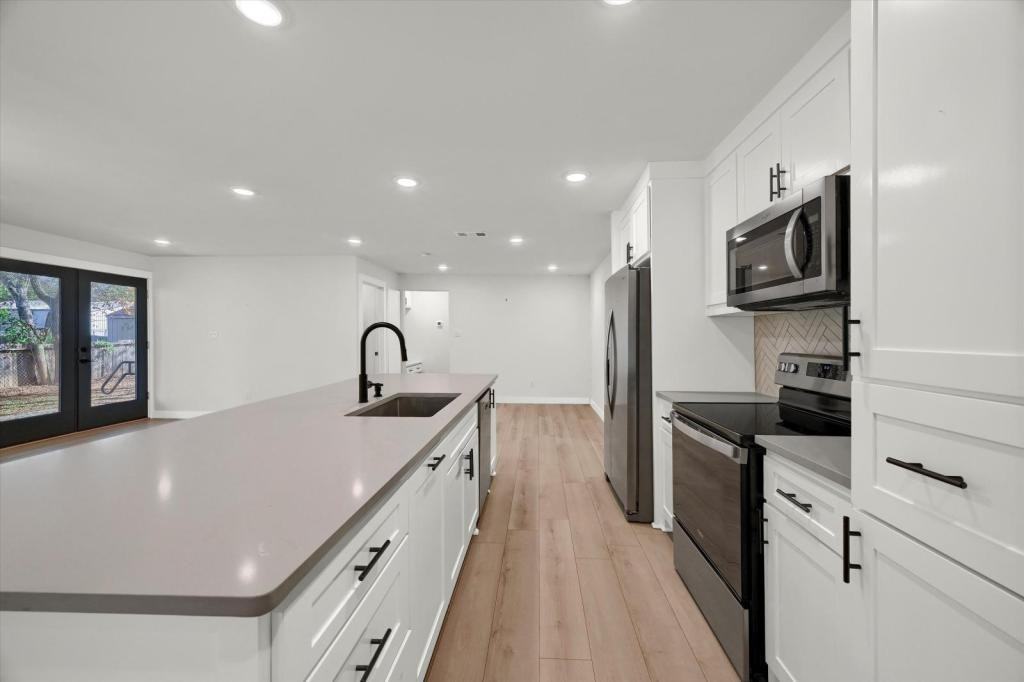 600 N Jordan St - Photo 5 of 21