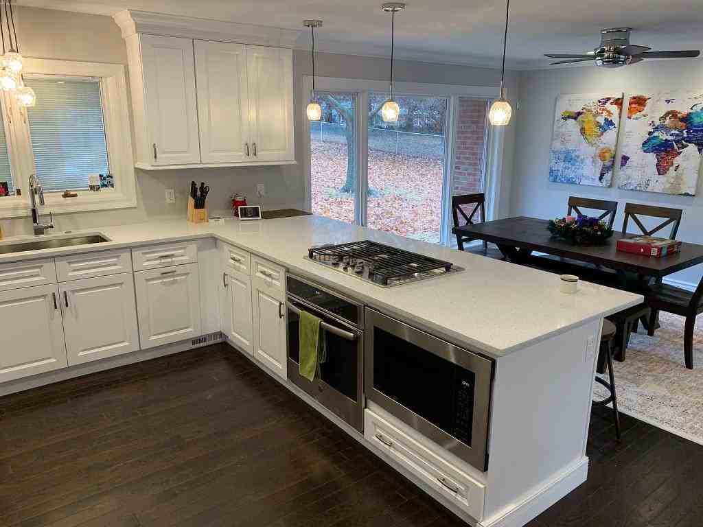 816 Brentford Dr - Photo 5 of 32