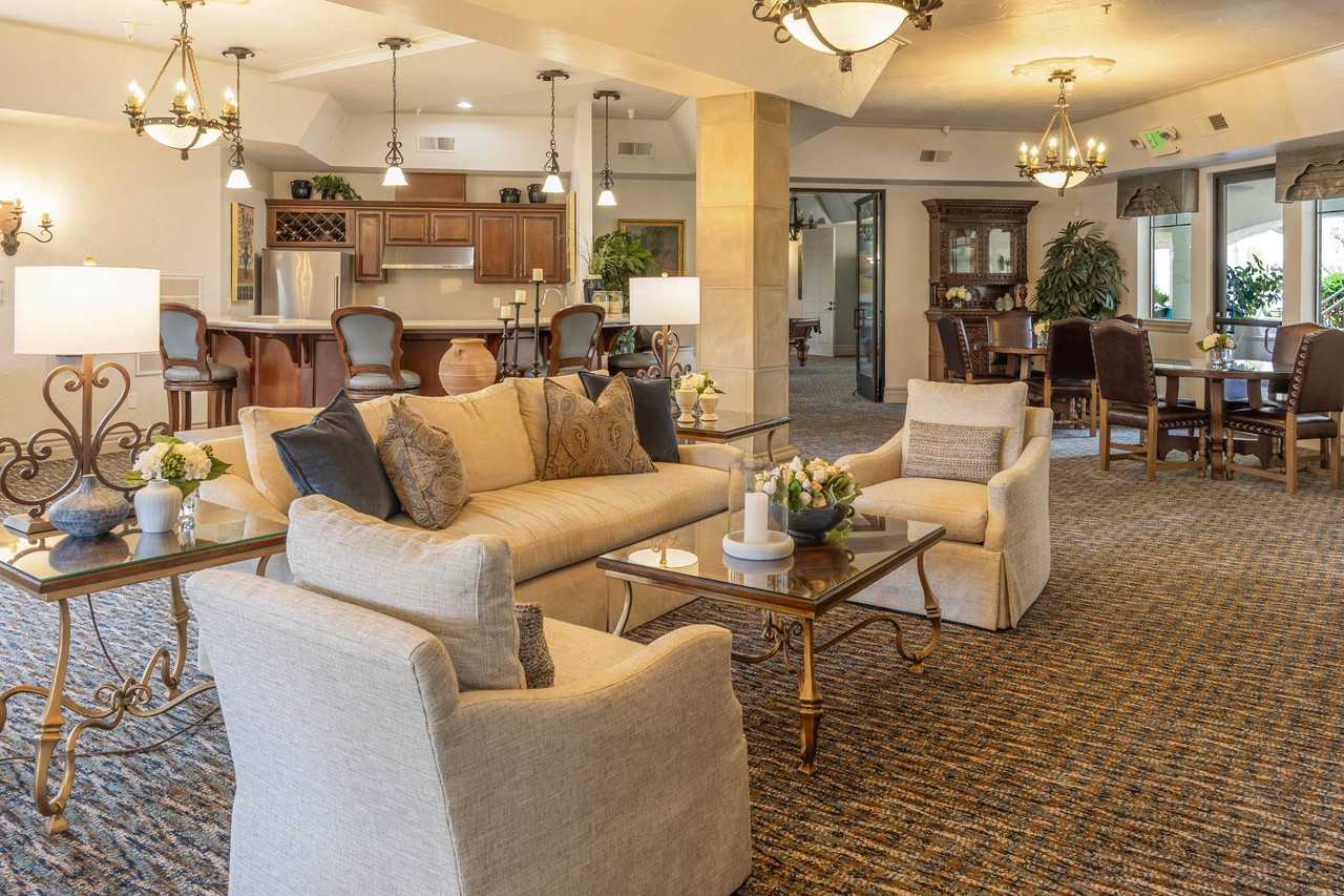 Dominion Courtyard Villas - Photo 2 of 35