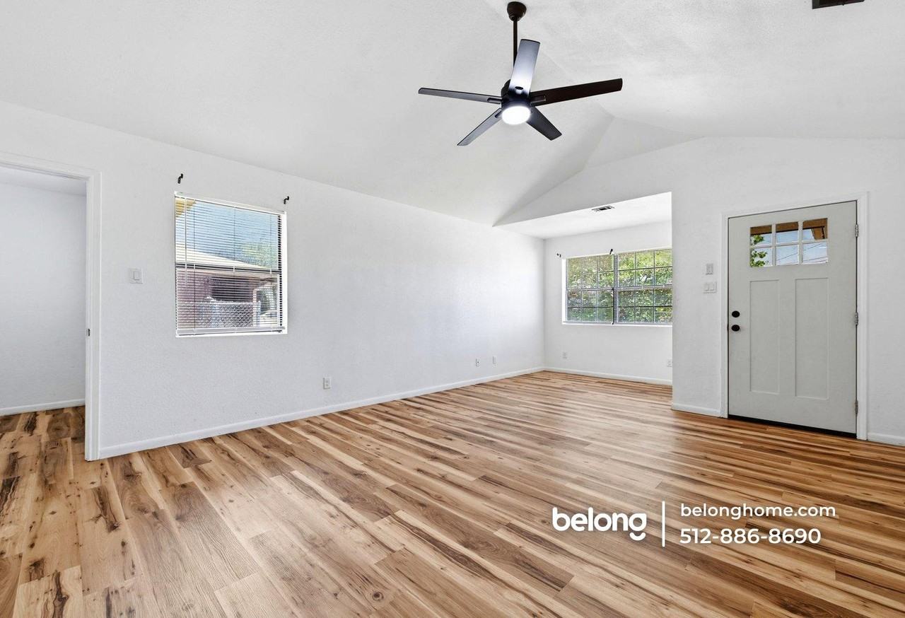 3103 Honeysuckle Cir #B - Photo 6 of 27