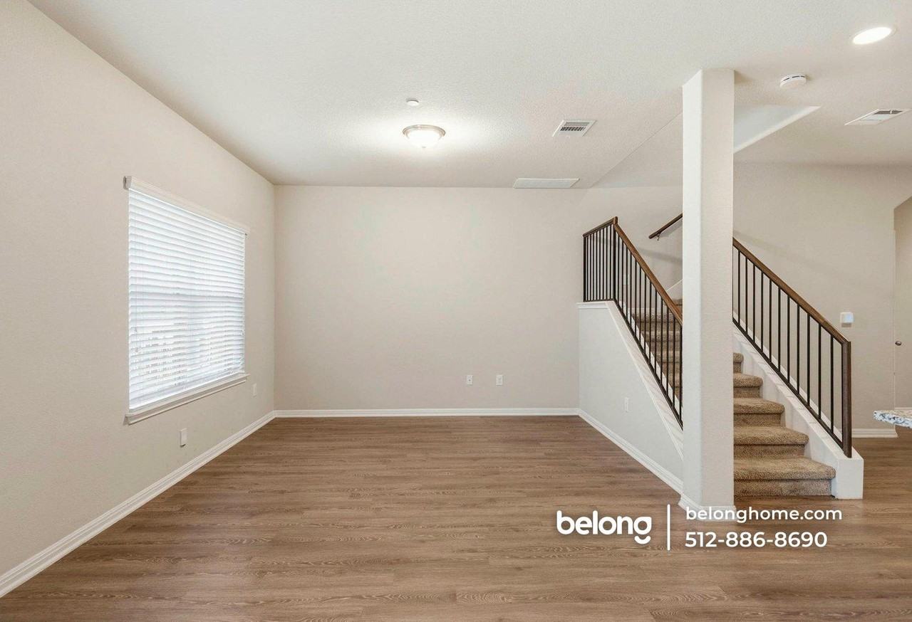 516 E Slaughter Ln #3202 - Photo 5 of 24