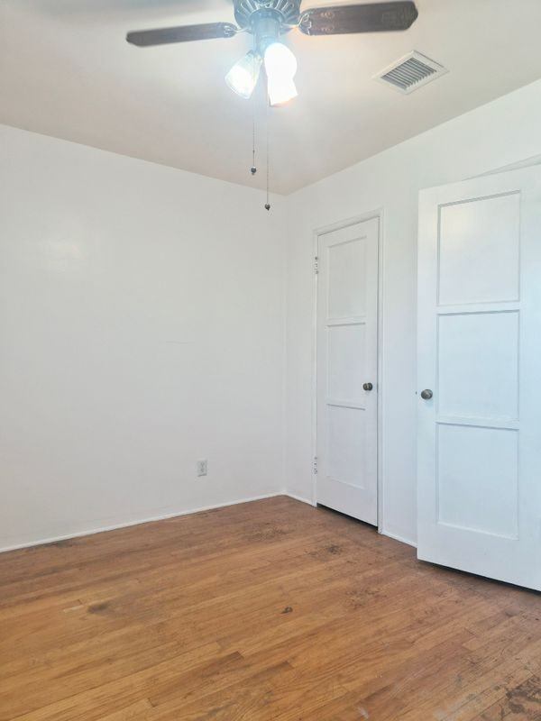 3171 N Sierra Way - Photo 7 of 9