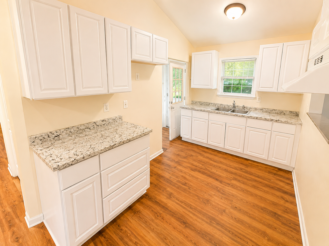 48 W Bartlett Rd - Photo 5 of 18
