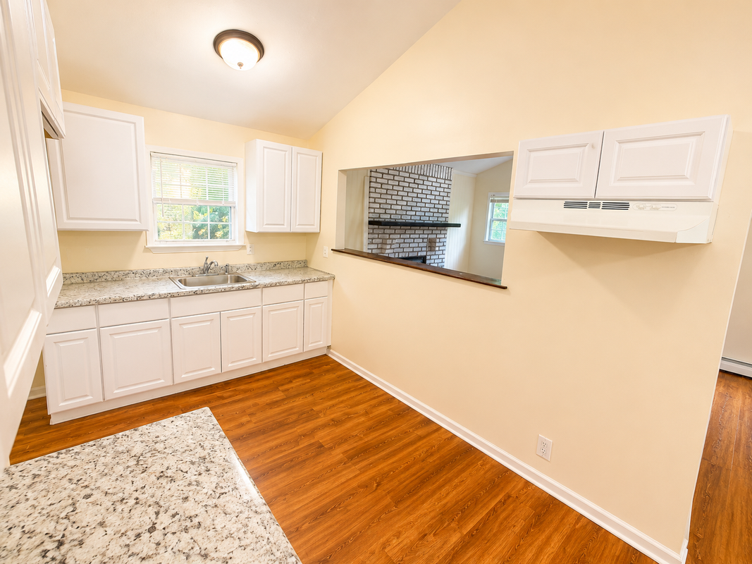 48 W Bartlett Rd - Photo 6 of 18