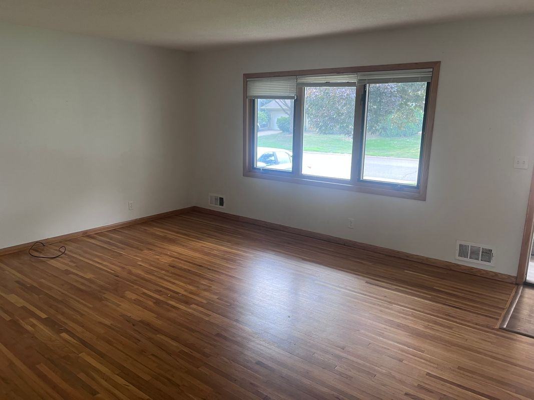 7632 Perry Ave N - Photo 5 of 14