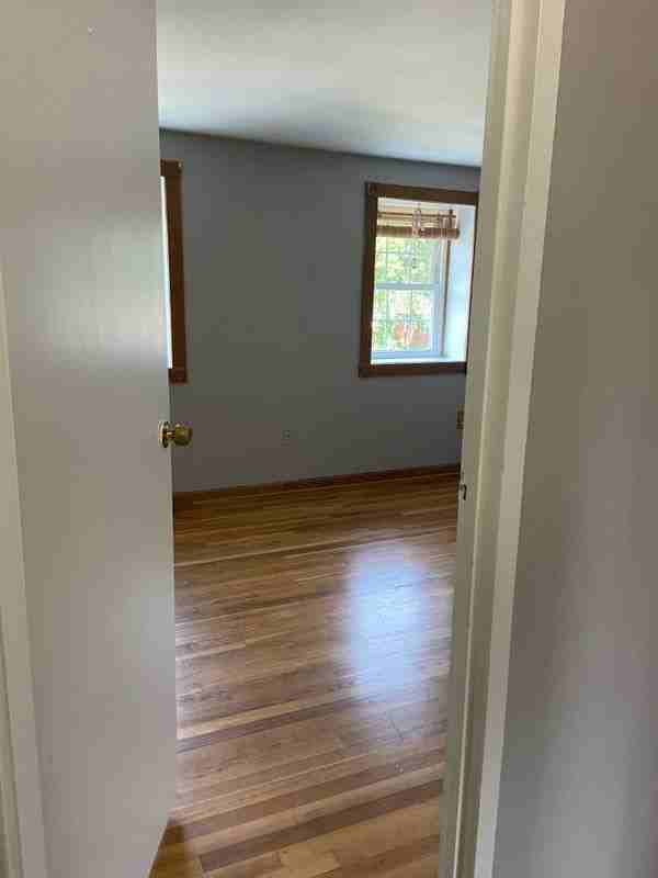 640 Kingston Rd - Photo 5 of 24