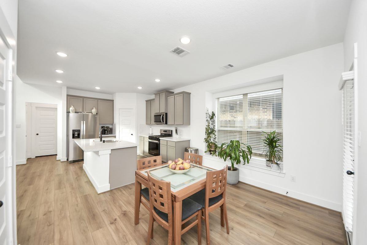 21314 Barcelona Heights Trl - Photo 6 of 30