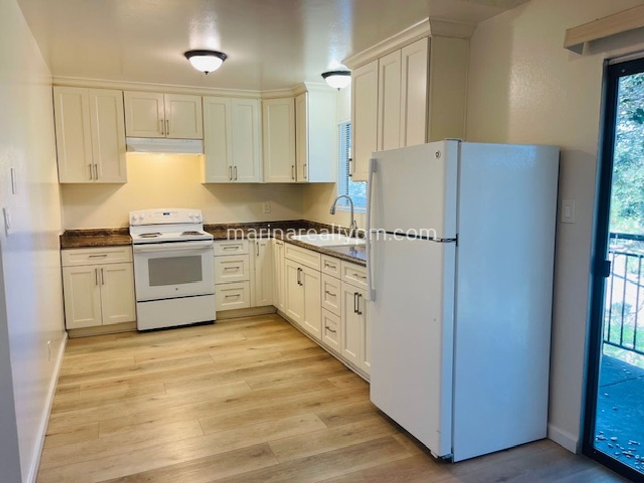 1488 Valle Vista Ave - Photo 6 of 17