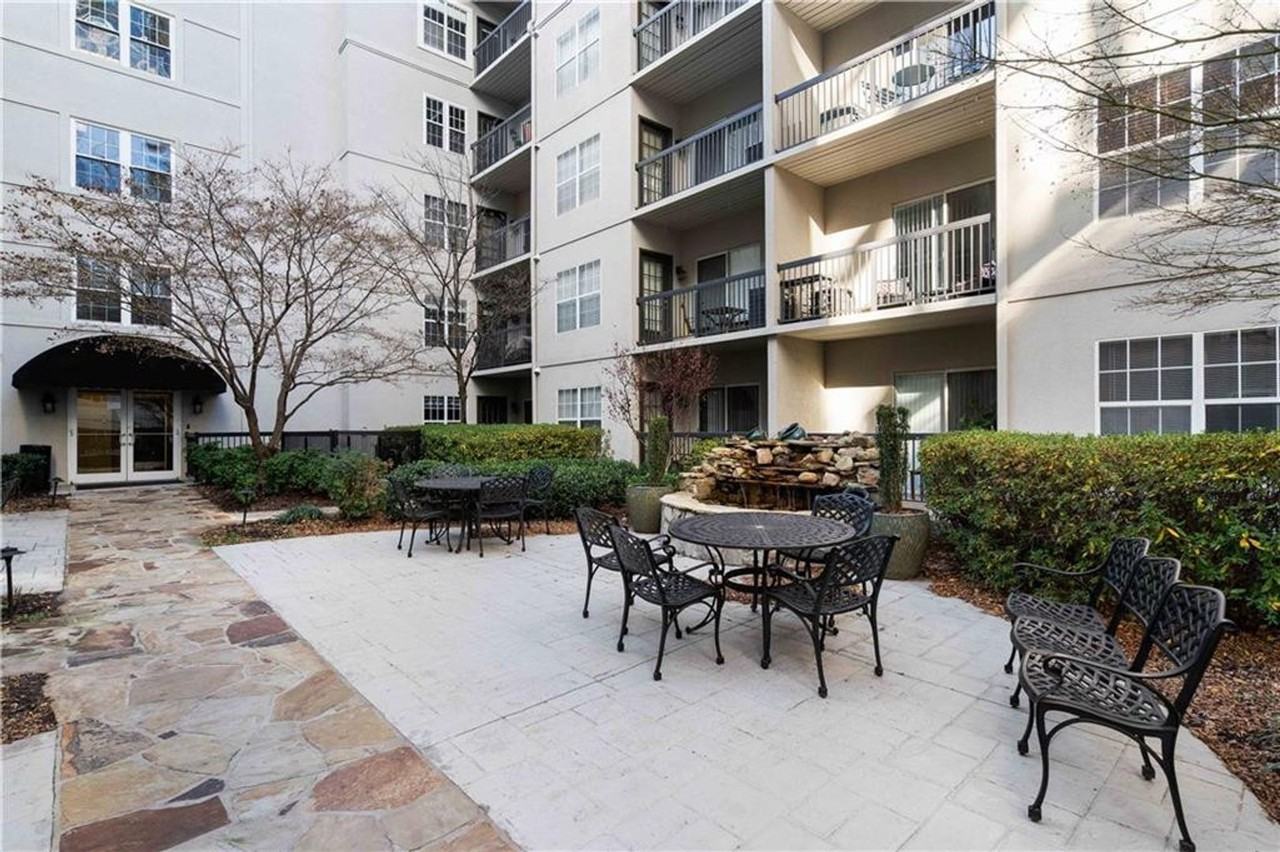 1075 Peachtree Walk Ne #A203 - Photo 2 of 8