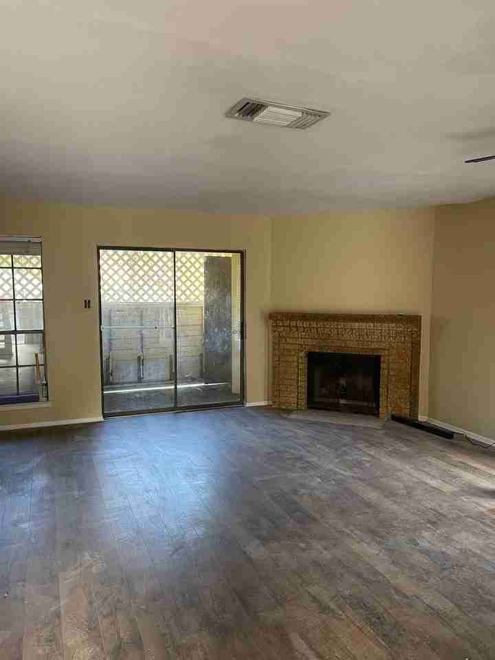 2410 Capitan Dr #A - Photo 2 of 12
