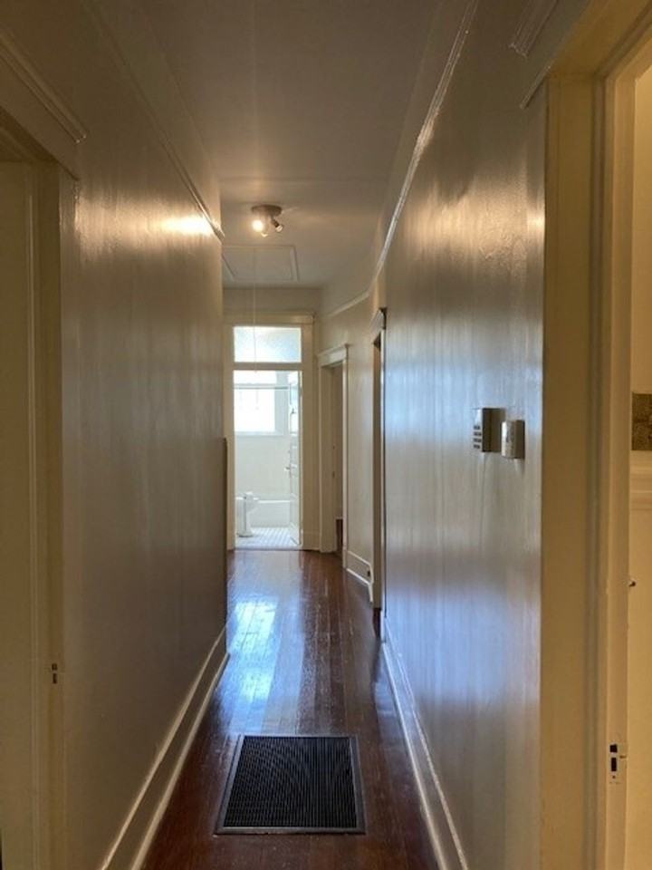 739 Pine St - Photo 5 of 17