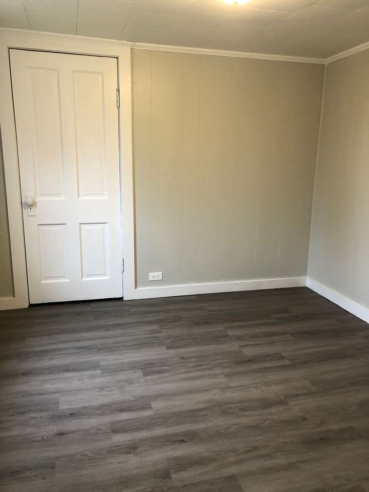 301 N 10th St - Photo 4 of 7