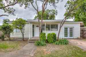 featured image of 1921 W Avenue J