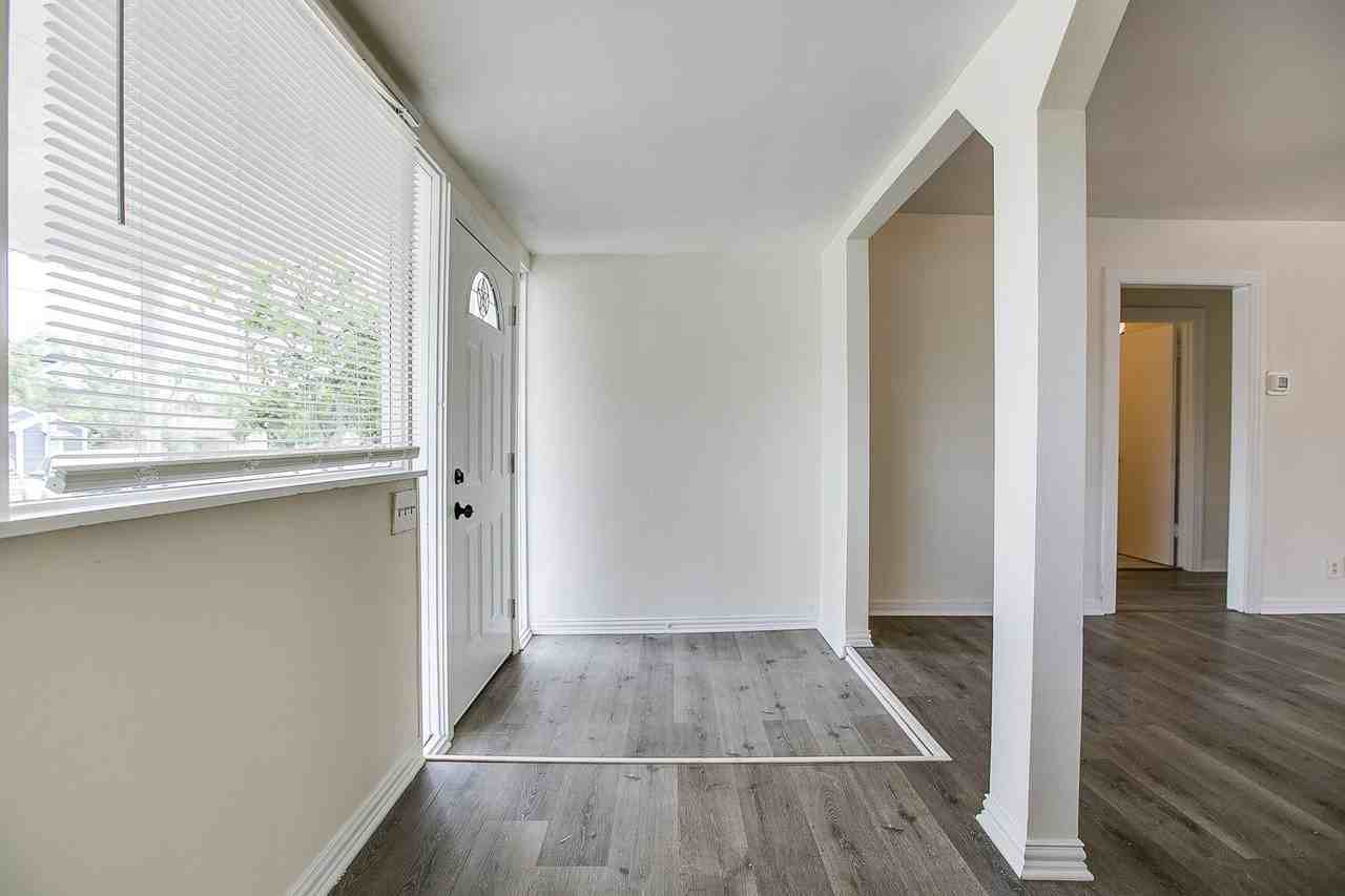 1921 W Avenue J - Photo 3 of 19