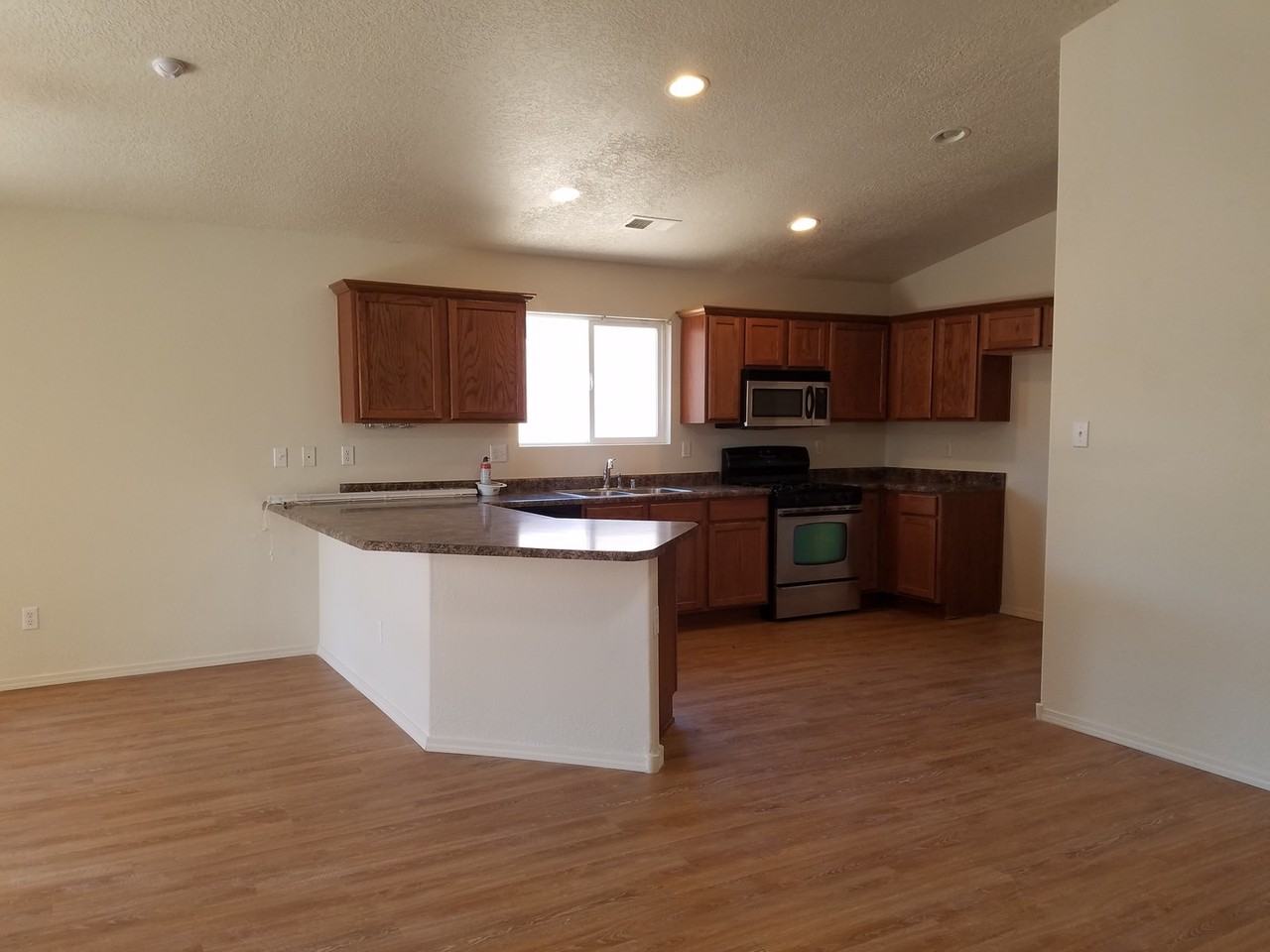 2891 Desert Sage Ave Sw - Photo 4 of 7
